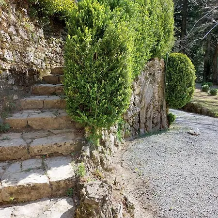 Couette-café Ghiron 4*