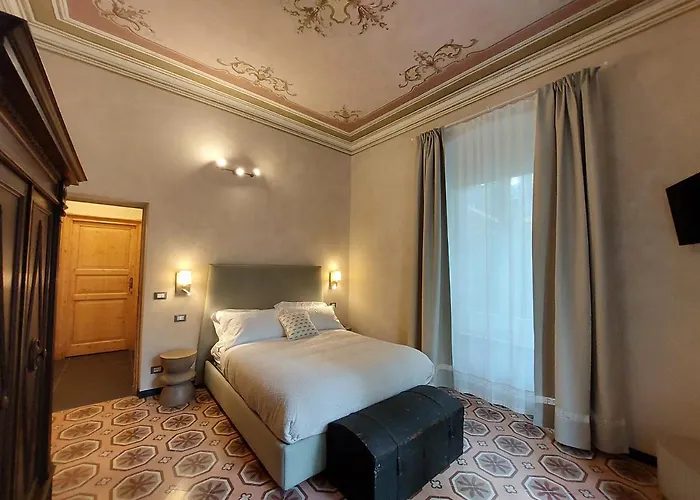 Ghiron Отель типа 